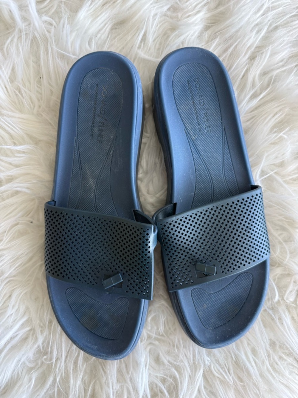 Donald Pliner Bondi Jelly Thong Platform Sandals - Picture 2 of 5